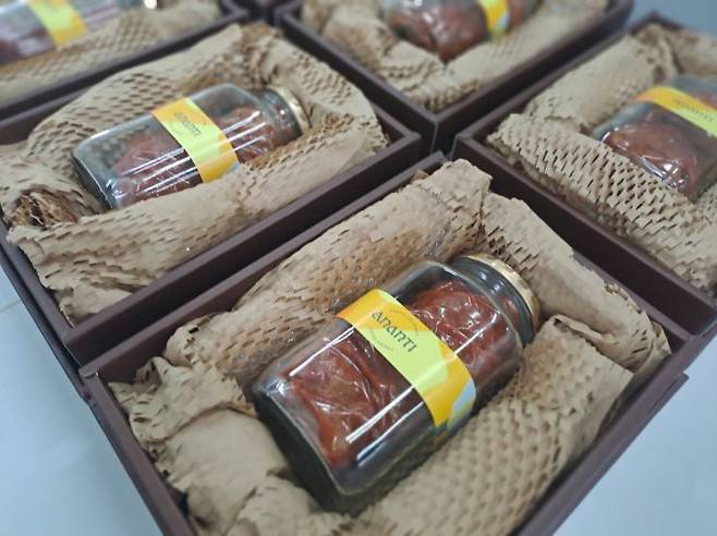 아랍에미리트 대표단의 입맛을 사로잡은 볶음김치. 아난티는 진공포장해 선물했다.