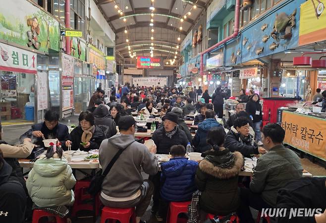 홍성글로벌바비큐페스티벌이 지난달 30일부터 2일까지&nbsp;나흘간 60만 명의 방문객을 기록했다. 사진=홍석원 기자