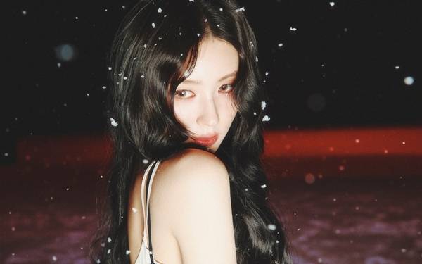 3일 오후 그룹 i-dle (아이들) 미연(MIYEON)의 두 번째 미니 앨범 ‘MY, Lover’ 쇼케이스가 진행된다.