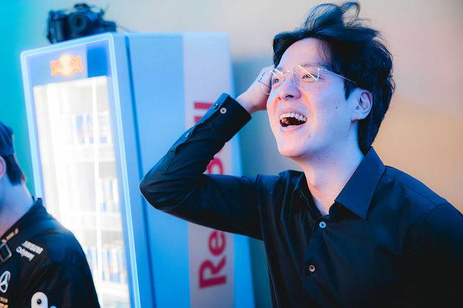 라이엇게임즈 플리커.