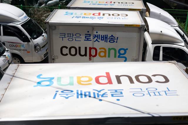 ▲서울 시내 주차된 쿠팡 배송 트럭. ⓒ연합뉴스