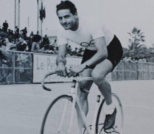 1948년 런던 올림픽 사이클&nbsp;종목 출전 당시&nbsp;프랑스 국가대표 선수 샤를 코스테(1924∼2025)의 모습. SNS 캡처