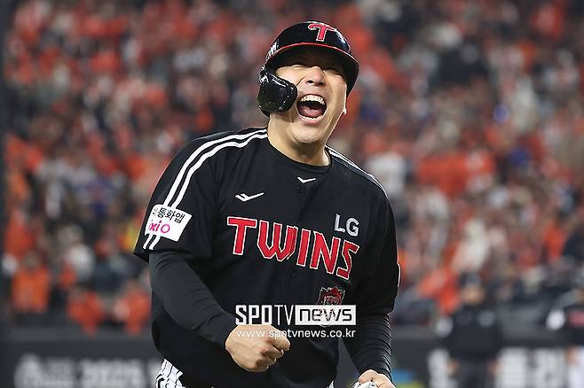 ▲ 계약의 옵션을 채우지 못한 것이 오히려 전화위복이 될 가능성이 엿보이는 김현수 ⓒ곽혜미 기자