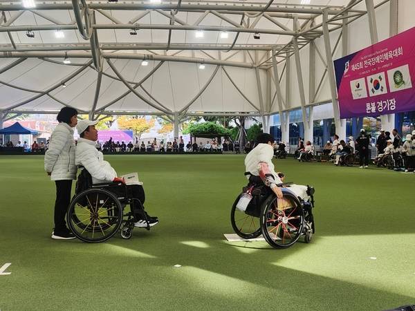 론볼 경기 장면. /경남장애인체육회