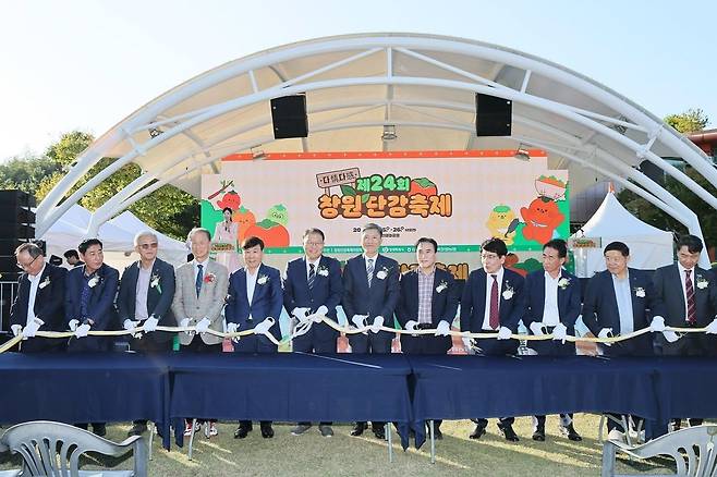 시진핑 중국 국가주석과 이재명 대통령이 지난 1일 경주 아시아태평양경제협력체(APEC) 정상회의를 계기로 진행한 정상회담을 진행하면서 한국산 감의 중국 수출 길이 열렸다. 창원시 사진 제공