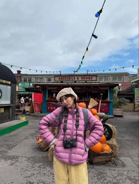 K-pop girl group Red Velvet member Seulgi poses while wearing a lightweight puffer in an Instagram post uploaded in October. [SCREEN CAPTURE]