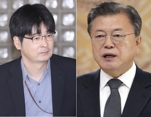 탁현민 전 청와대 의전비서관과 문재인 전 대통령. 연합뉴스