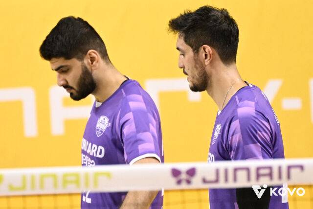 고개를 떨군 알리와 아라우조./KOVO