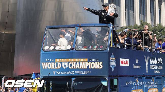 [사진] 다저스 로버츠 감독. ⓒGettyimages(무단전재 및 재배포 금지)