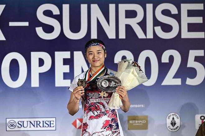 ▲ 한 시즌 내내 보여준 안세영의 완벽한 경기 운영과 압도적인 집중력은 중국 배드민턴계에 큰 경종을 울렸다. 안세영의 시대가 다시 한 번 명확히 확인됐다. 세계 여자 배드민턴은 현재 그리고 당분간 안세영의 독무대다. ⓒ연합뉴스/AFP