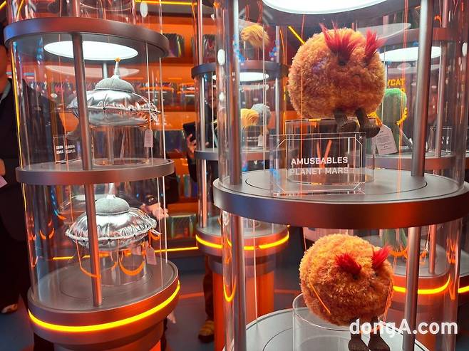 젤리캣 스페이스에서 새롭게 공개된 캐릭터 어뮤저블스 플래닛 마스. 황소영 기자 fangso@donga.com