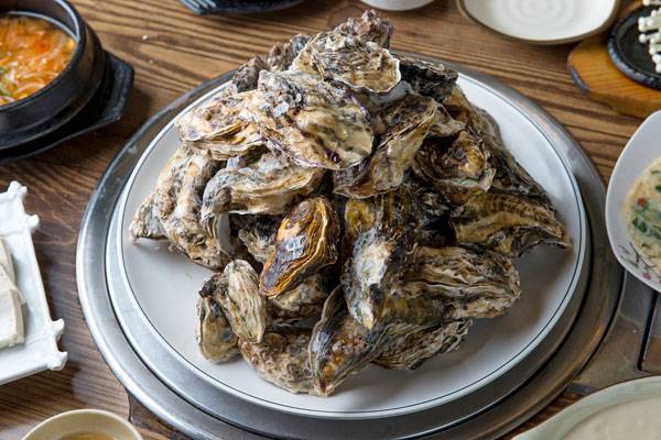 ‘바다의 우유’라고 불리는 굴의 계절이 돌아왔다. / 사진=게티이미지뱅크
