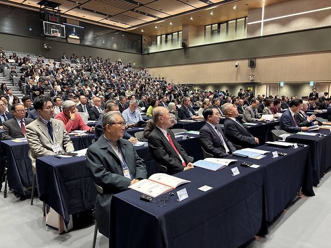소망교도소(소장 김영식)는 개청 15주년을 맞이해 5일 서울 강동구 명성교회(김하나 목사)에서 ‘제1회 아가페 국제교정학술대회’를 개최했다.
