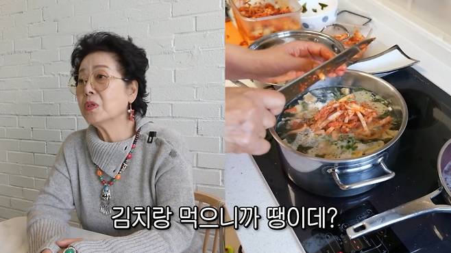 선우용여가 라면수프 없이 김치로 간을 하는 '건강 라면 레시피'를 공개했다. /사진=유튜브 채널 '순풍 선우용여' 갈무리