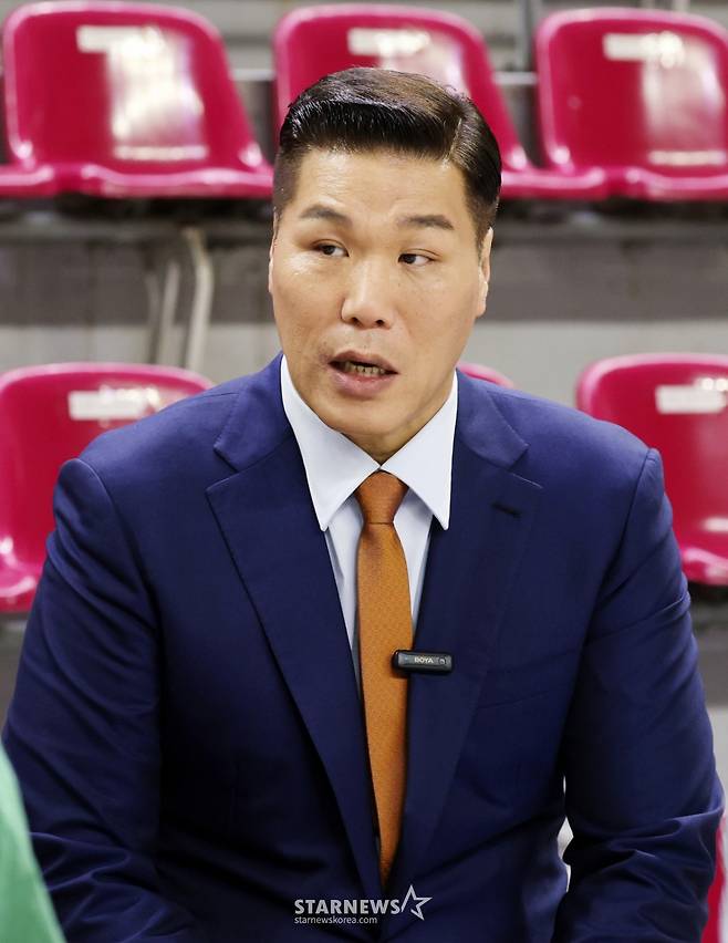 SBS '열혈농구단' 감독 서장훈/사진=김휘선 기자 hwijpg@