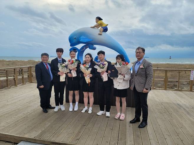 앞서 2022년 벽산엔지니어링(주)이 재단을 통해 충남예술고 예비예술가 10명에게 장학금을 기부했다. /충남문화관광재단 제공