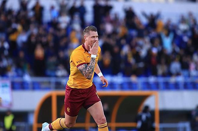 광주 프리드욘슨이 지난 2일 광주월드컵경기장에서 열린 35R 제주전에서 득점 후 세리머니를 하고 있다. 광주FC 제공