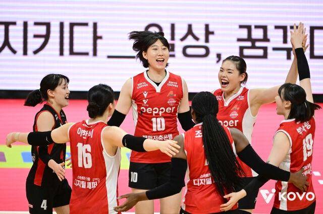 여자배구 페퍼저축은행이 3연승을 질주했다.(KOVO 제공)