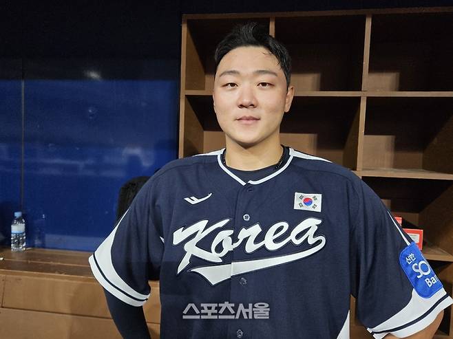 2025 K-베이스볼 시리즈에 출전할 야구대표팀 이재원이 5일 고척스카이돔에서 열린 팀 훈련을 마친 후 포즈를 취했다. 고척 | 김동영 기자 raining99@sportsseoul.com