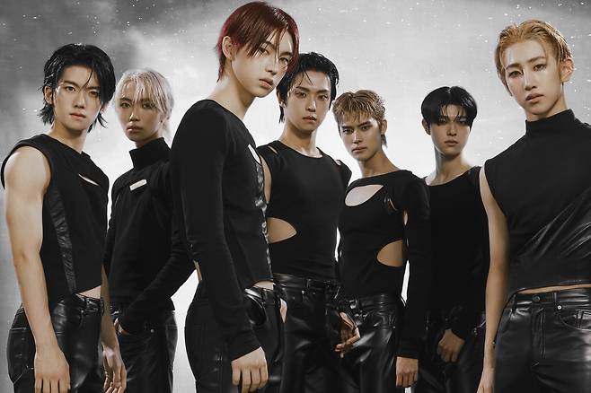 A promotional image for boy band Newbeat's first EP, ″Louder Than Ever″ [BEAT INTERACTIVE]