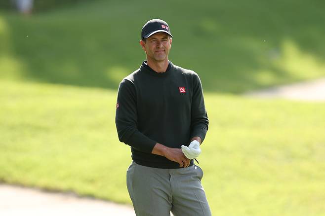 애덤 스콧이 지난달 23일 충남 천안시 우정힐스CC에서 열린 제네시스 챔피언십 1라운드 도중 8번 홀에서 심각한 표정을 짓고 있다. 게티이미지코리아