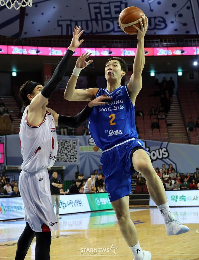 [한번에쓱] 'KBL 잘나가는 1위 정관장 잡은 삼성썬더스' 생생현장