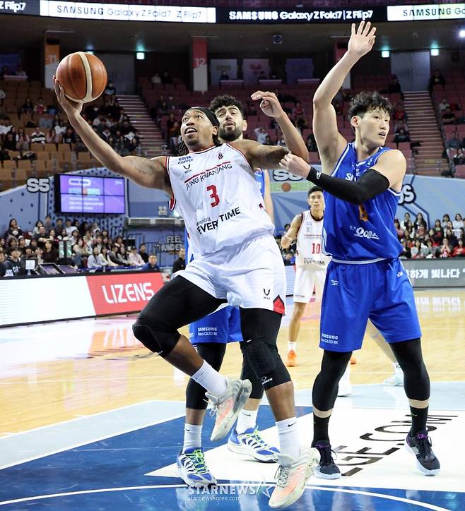 [한번에쓱] 'KBL 잘나가는 1위 정관장 잡은 삼성썬더스' 생생현장