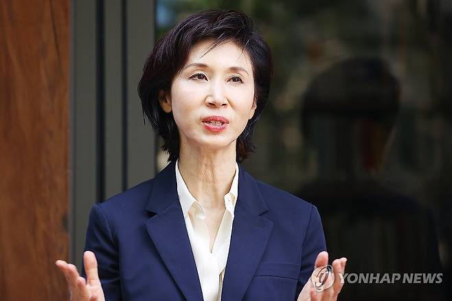 인사말 하는 노소영 아트센터나비 관장 [연합뉴스 자료사진]