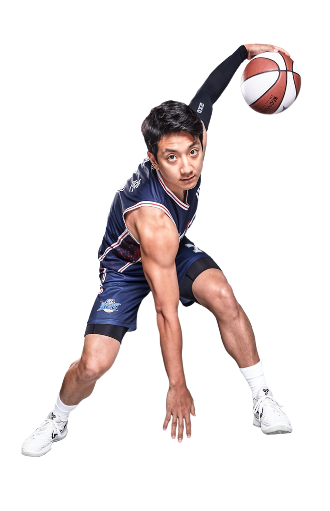 허훈이 드리블 자세를 취하고 있다. 사진 | KBL