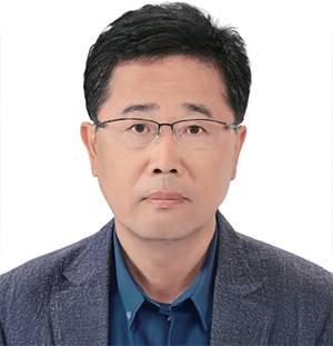 성광호 세무 전문가 - 연세대 경영학, 방송통신대 법학 석사, ‘알면 돈 버는 절세의 비밀’ 저자