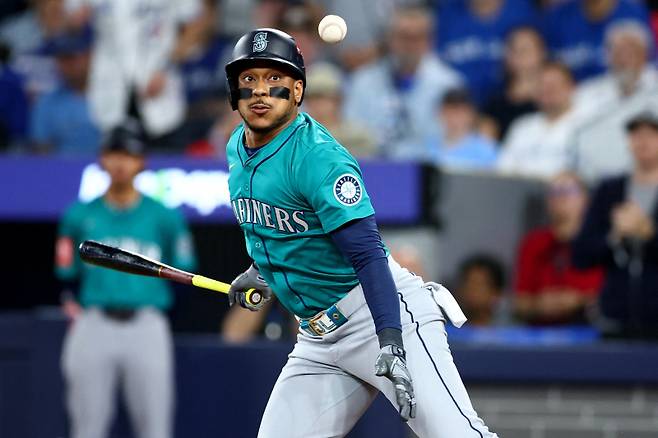 <yonhap photo-3357="">2026시즌 선수 옵션을 거절하고 FA를 선택한 호르헤 폴랑코. [AFP=연합뉴스]</yonhap>