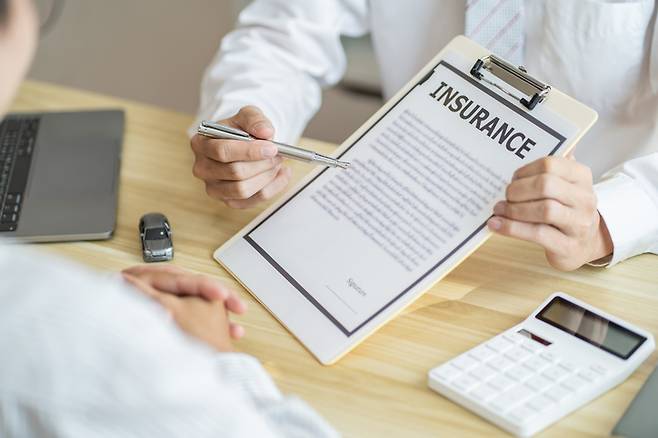 새 국제회계기준(IFRS17) 도입 3년차. 보험업계의 재무 투명성은 크게 향상됐지만 소비자가 체감할 수 있는 변화를 이끌어내야 한다는 점은 과제로 남아있다. [게티이미지뱅크 제공]