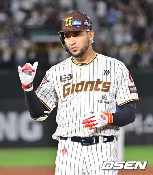 [OSEN=부산, 이석우 기자] 롯데 자이언츠 레이예스 / foto0307@osen.co.kr