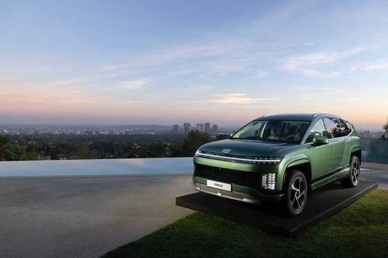 Hyundai Motor's Ioniq 9 SUV launched with a unique green color. [NEWS1]