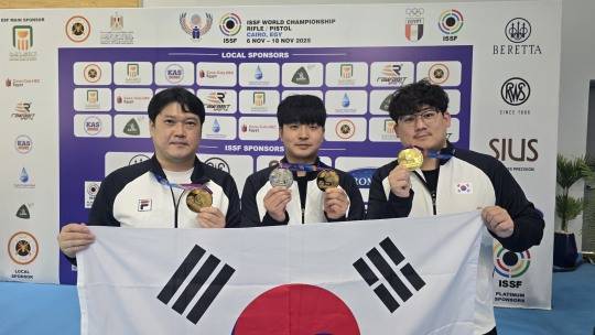 남자 권총 50ｍ에서 금메달을 획득한 한국 남자 사격. 사진[연합뉴스]