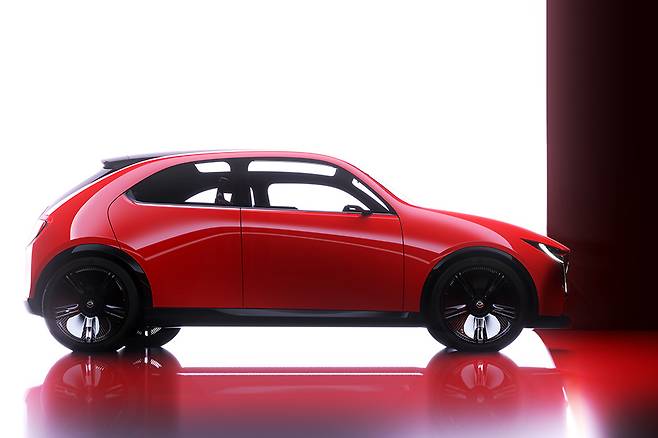 마쯔다 비전 X-컴팩트 콘셉트