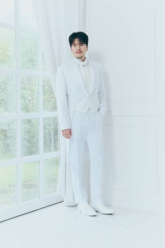 정민성은 "'투우사의 노래'를 통헤 '테토남'의 매력을 제대로 보여주겠다"고 각오했다. 사진 드라마하우스 스튜디오