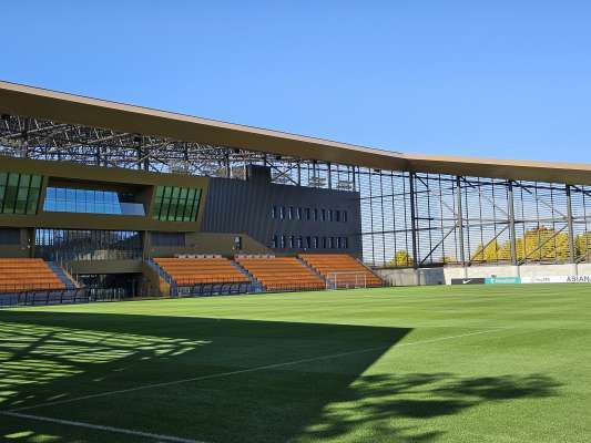 "유럽 같아요" 축구 국가대표팀, 천안 대한민국 축구종합센터에 첫 입소..훈련 시작