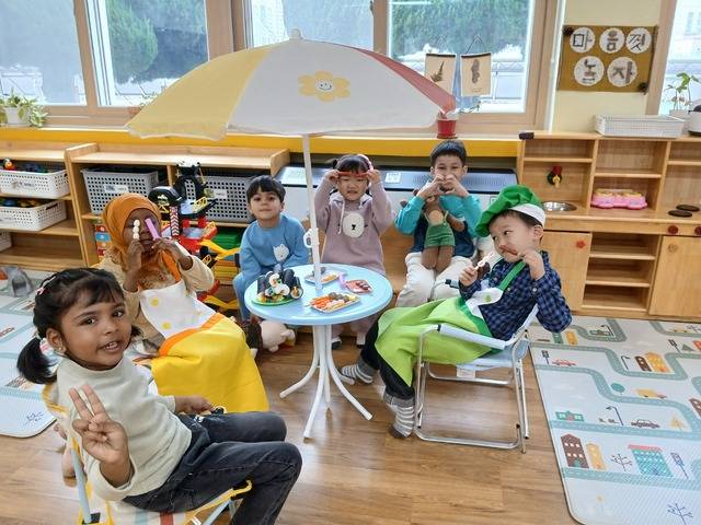 신암초 병설유치원 한국어학급에서의 원아 활동 모습. 신암초 제공