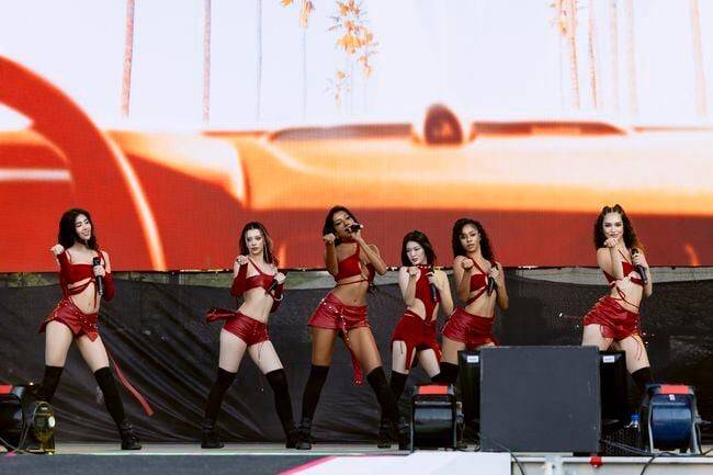 지난 8월 미국 ‘롤라팔루자 시카고'(Lollapalooza Chicago)에 오른 캣츠아이./하이브