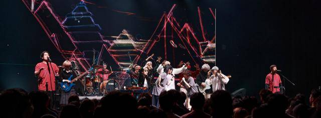 전통 판소리와 현대적인 팝 스타일이 결합된 음악을 전개해 온 이날치만이 할 수 있는 구성의 공연은 신선함을 전했다. 하이크 제공