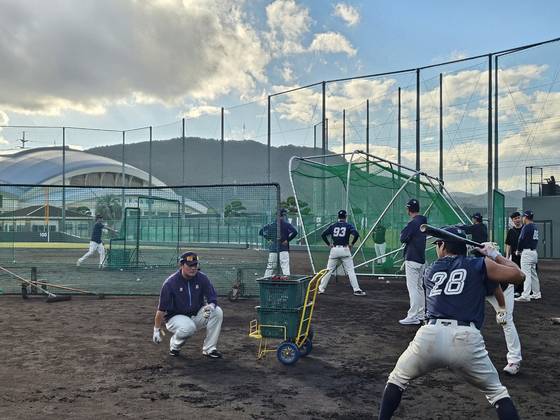 일본 미야자키에서 진행 중인 롯데 마무리캠프. 올 시즌 실패를 반복하지 않겠다는 각오로 중무장했다. 사진 롯데 자이언츠