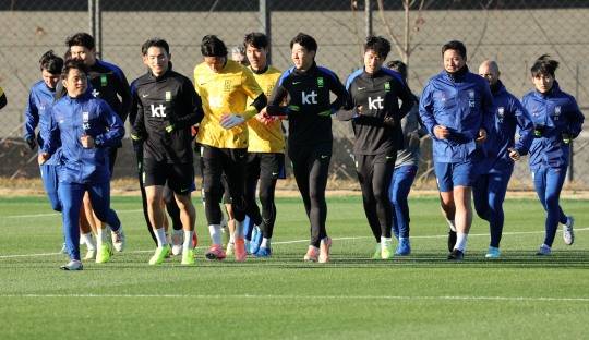 새로운 훈련장에서. 사진[연합뉴스]