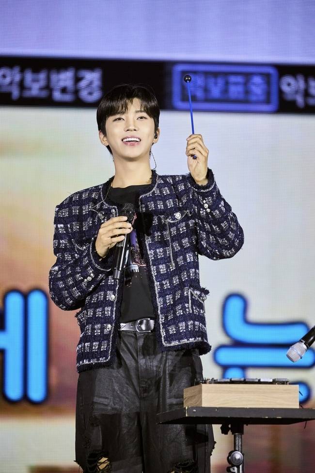 물고기뮤직 제공