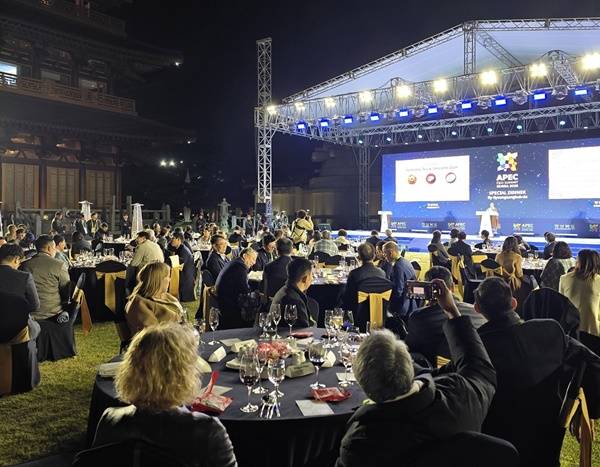 사진: 코리아 유니크 베뉴 ‘황룡원’에서 진행 중인 ‘APEC CEO 서밋 2025’ 글로벌 CEO 환영 만찬