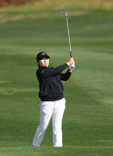 홍정민이 위믹스 챔피언십에서 우승을 노린다. KLPGA 제공