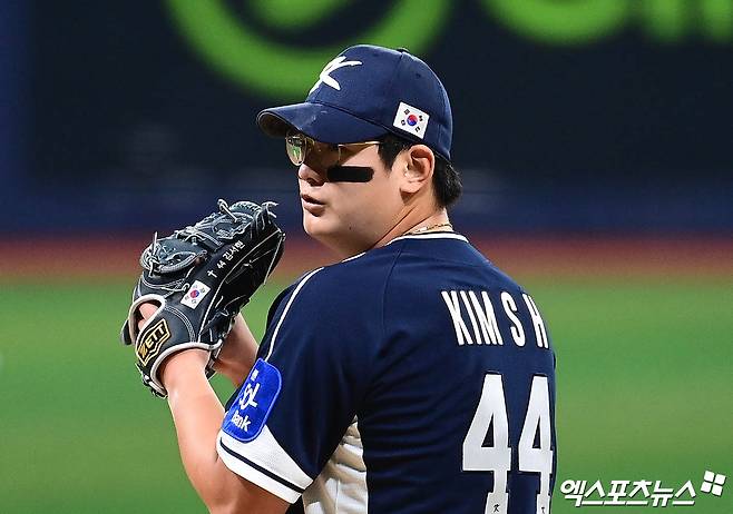 김서현(한화 이글스)이 9일 서울 고척스카이돔에서 열린 '2025 네이버 K-베이스볼 시리즈(K-BASEBALL SERIES NAVER)' 체코와 두 번째 평가전에서 ⅔이닝 1피안타 2볼넷 1실점으로 부진했다. 사진 엑스포츠뉴스 DB