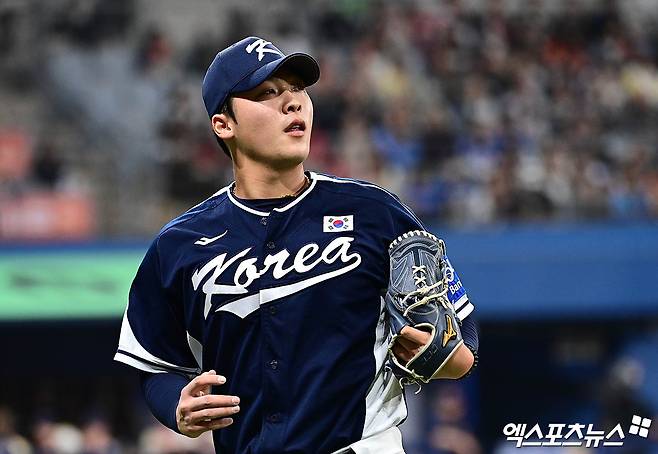 이민석(롯데 자이언츠)이 9일 서울 고척스카이돔에서 열린 '2025 네이버 K-베이스볼 시리즈(K-BASEBALL SERIES NAVER)' 체코와 두 번째 평가전에서 2이닝 무실점으로 호투했다. 사진 엑스포츠뉴스 DB