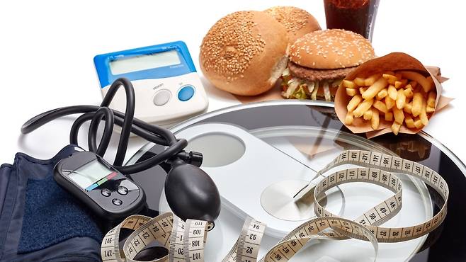 다이어트, 원리를 잘 알고 실천해야 성공률도 높아지고, 건강한 체중 감량을 할 수 있다｜출처:&nbsp;클립아트코리아