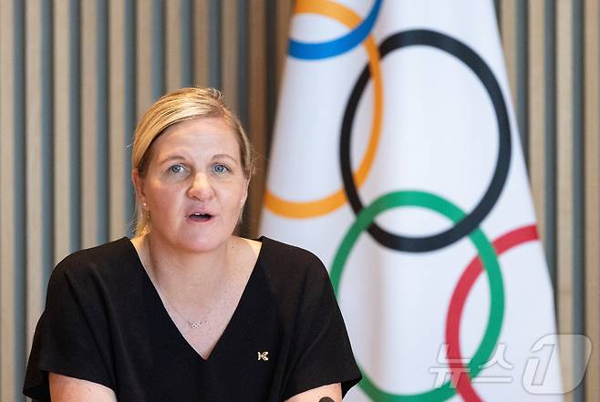 IOC가 성전환 선수가 올림픽 여성부 경기에 출전하는 것을 금지하는 방안을 추진한다. ⓒ 로이터=뉴스1